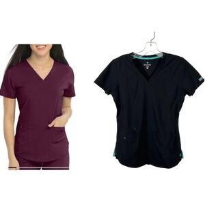 Med Couture Energy Scrub Top XS | Black Medical Uniform with Teal Trim Workwear